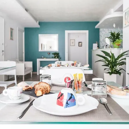 Flore Bed and breakfast *