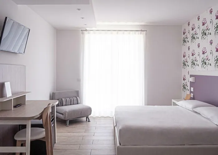 Flore Bed & Breakfast